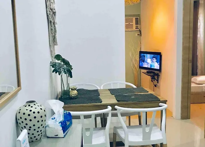 Apartamento Modern Tropical In The Heart Of Quezon City *