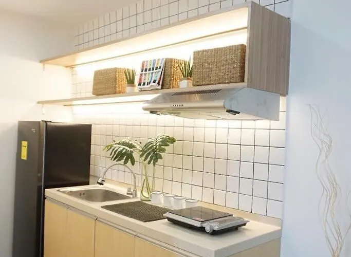Apartamento Modern Tropical In The Heart Of Quezon City