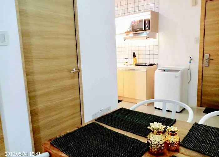 Modern Tropical In The Heart Of Quezon City * Manila